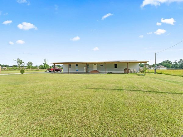 41399 Merritt Evans Rd, Prairieville, LA 70769
