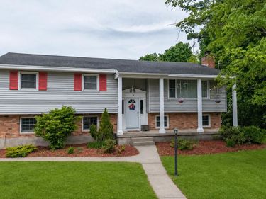 3 Elmwood Drive, South Glens Falls, NY 12803