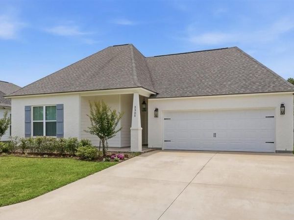 2305 Camellia Nicole Dr Drive, Lake Charles, LA 70605