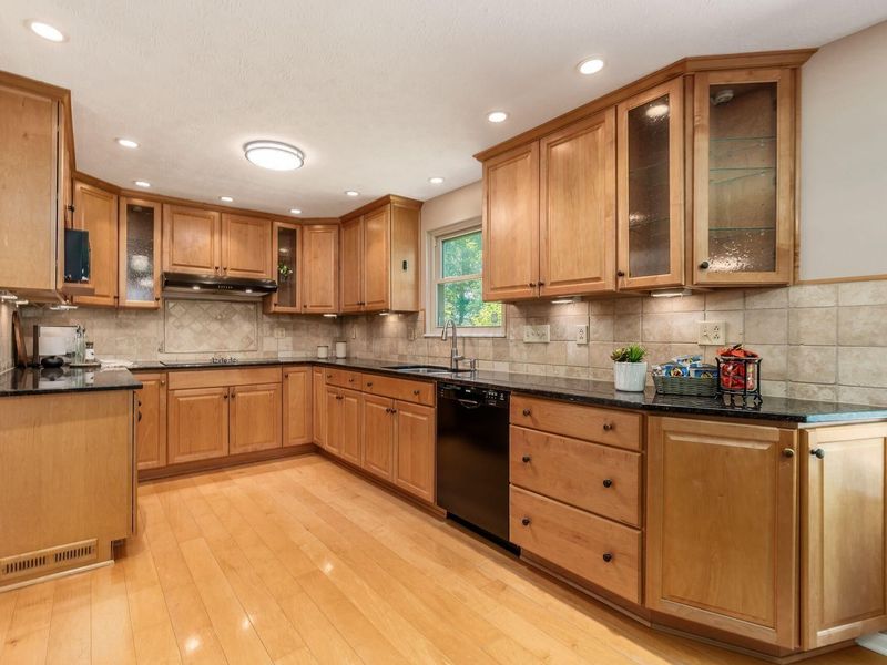 2400 Willis Road, Dublin, OH 43016 Photo 7
