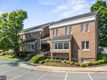 3815 PLAZA DRIVE , FAIRFAX, VA 22030