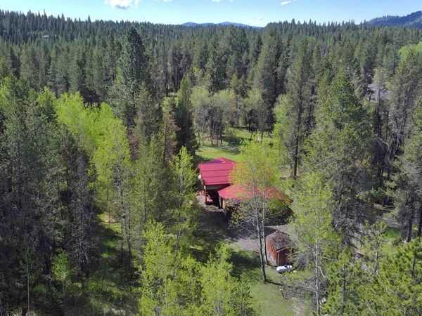 10534 Hwy 55, Cascade, ID 83611