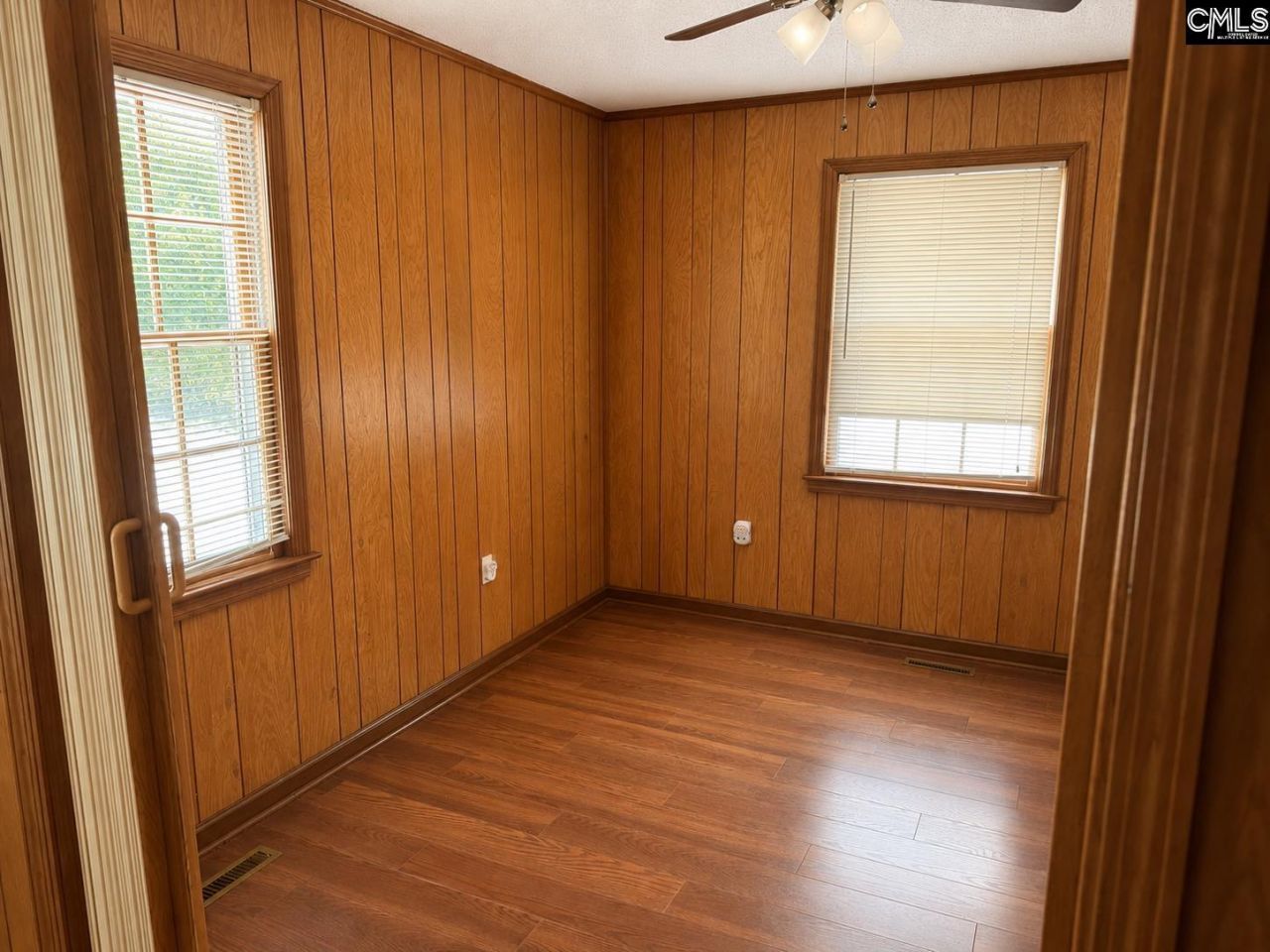 174 Chevy Lane  Photo 16