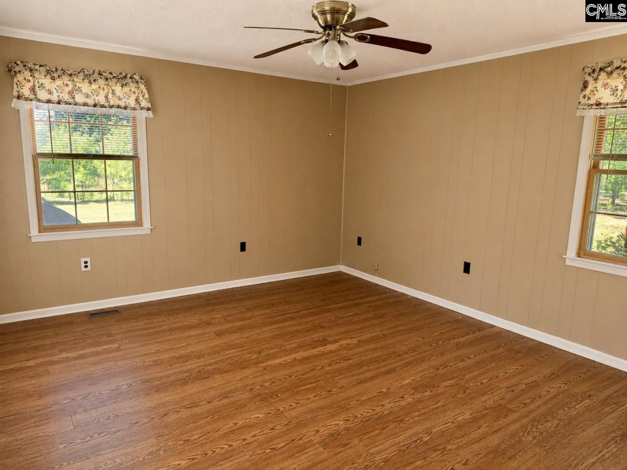 174 Chevy Lane  Photo 18