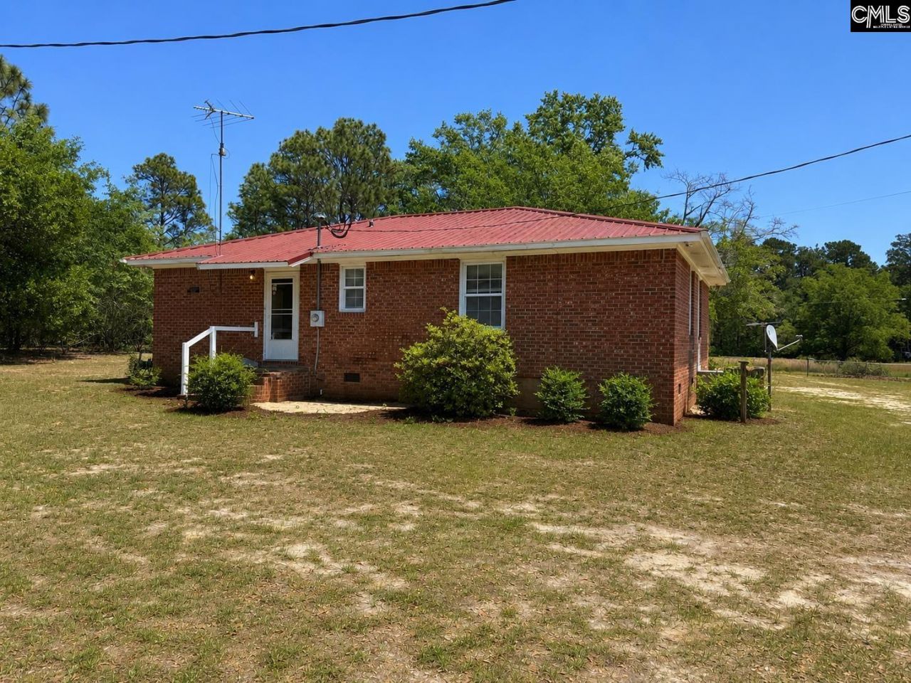 174 Chevy Lane  Photo 20