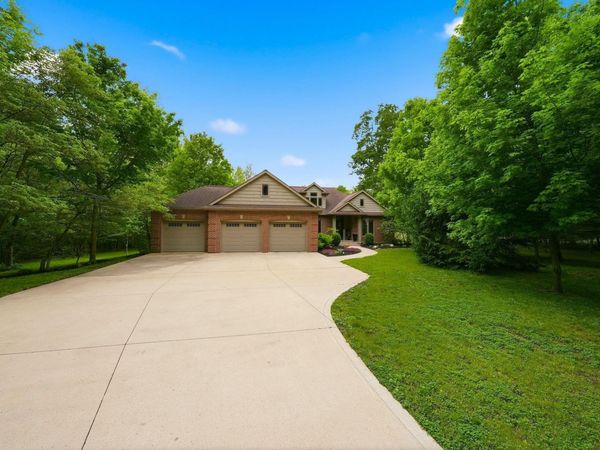 8630 N 000th Road, Decatur, IN 46733