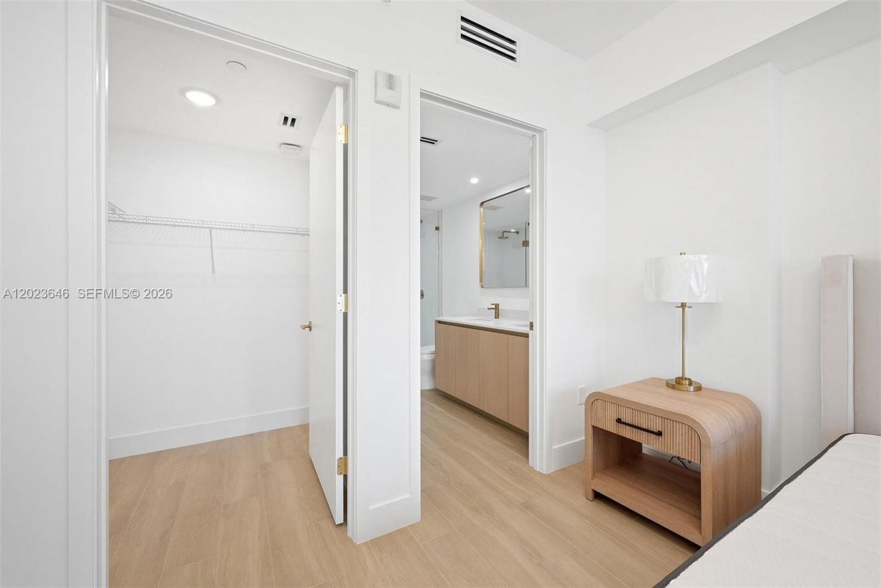 90 NE 32, Unit 411, Miami, FL 33137 Photo