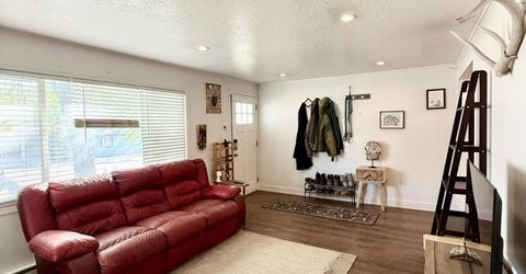 1925 Skyland Boulevard, Winnemucca, NV 89445 Photo