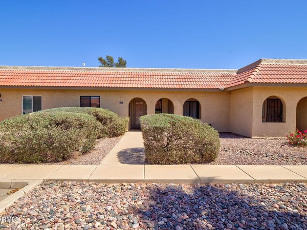 1945 S CLUBHOUSE Drive, Casa Grande, AZ 85194