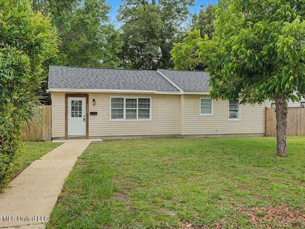 1775 Vaughn Street, Biloxi, MS 39531