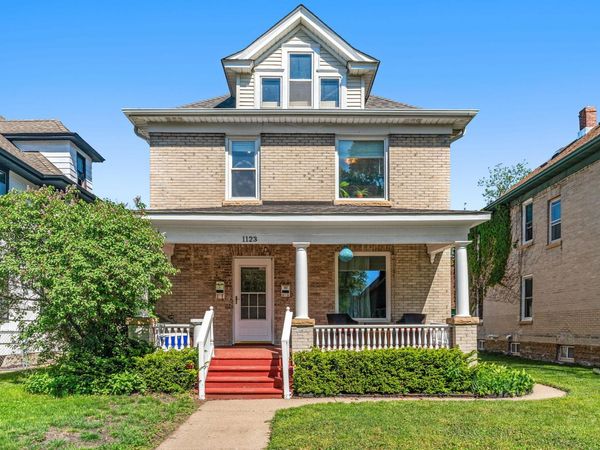 1123 5th Street NE, Minneapolis, MN 55413