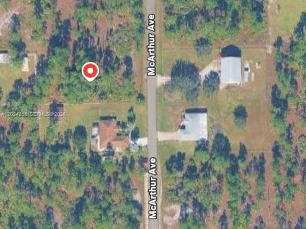 2315 McArthur , Lehigh Acres, FL 33920