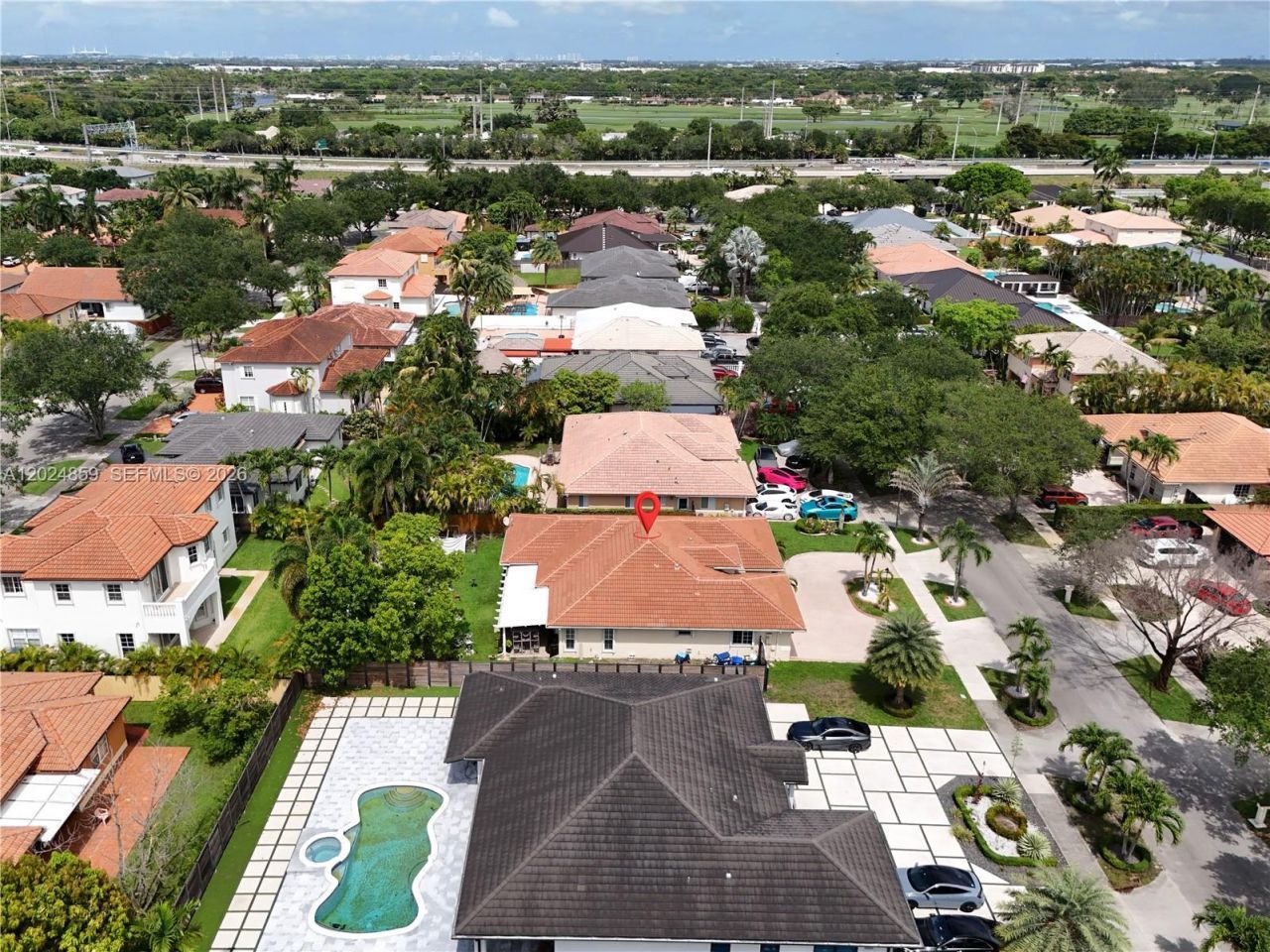 7831 NW 160th Ter, Miami Lakes, FL 33016 Photo