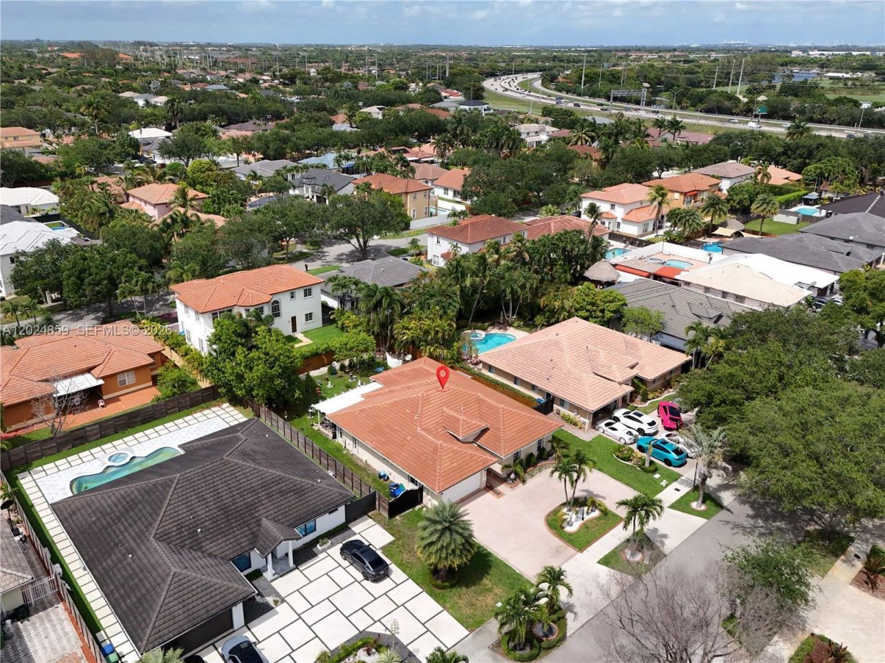 7831 NW 160th Ter, Miami Lakes, FL 33016 Photo