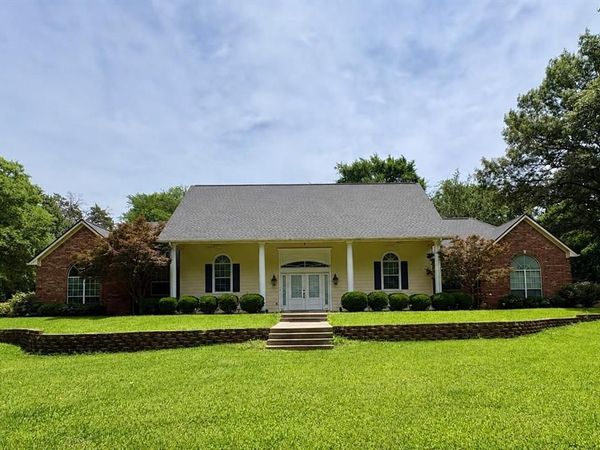 875 Arnold Paul Road , Canton, TX 75103