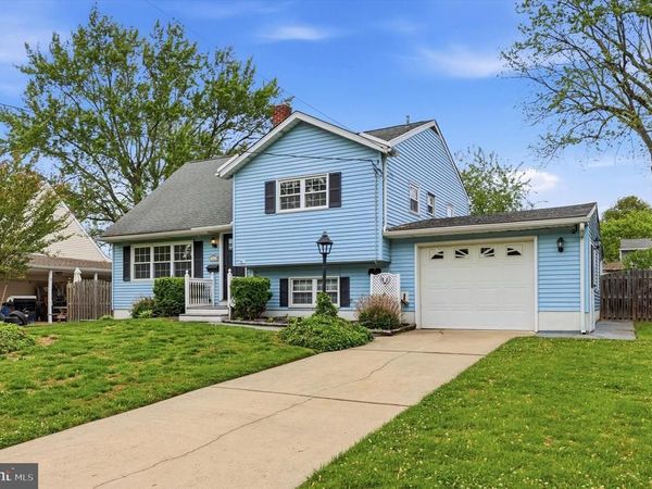 24 BARCLAY DRIVE , PENNSVILLE, NJ 08070