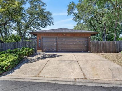 3045 Latham Ln, El Dorado Hills, CA 95762 Photo