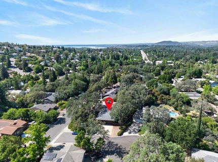 3045 Latham Ln, El Dorado Hills, CA 95762 Photo