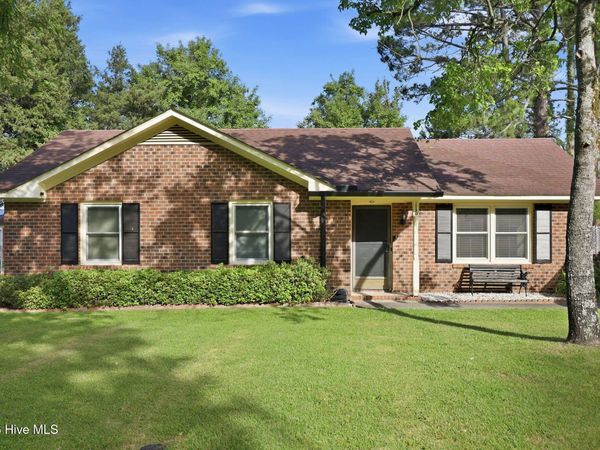 116 E Catawba Road , Greenville, NC 27834
