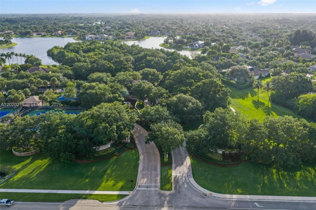 10018 Laurel Rd , Davie, FL 33328 Photo