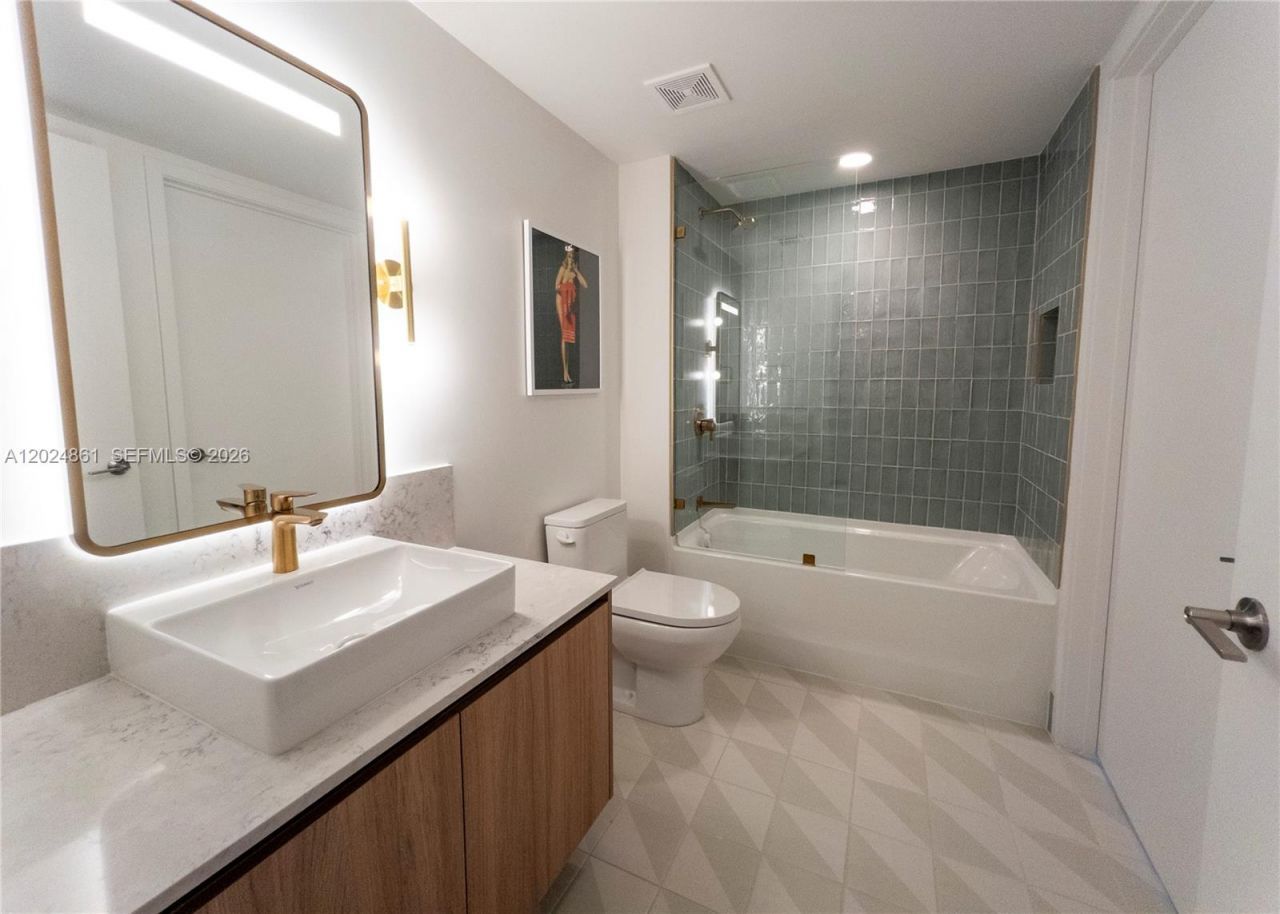159 NE 6th St , Unit 2508, Miami, FL 33132 Photo