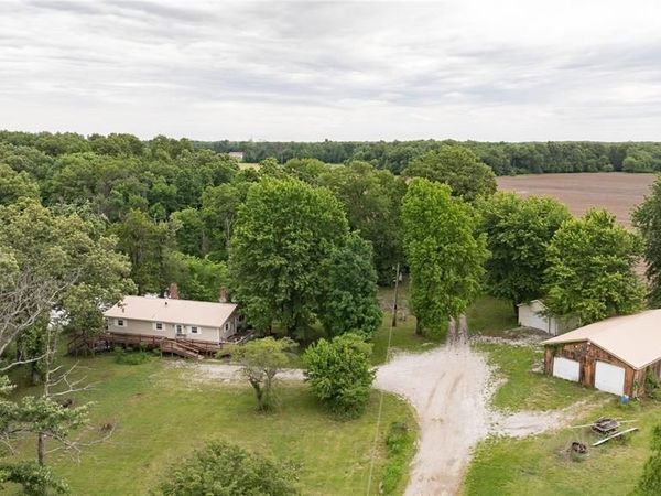 12678 Catholic Springs Road , Bunker Hill, IL 62014