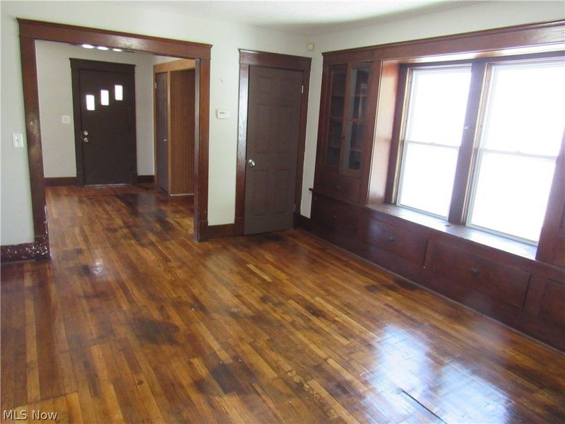 1056 Raymond Street NW, Warren, OH 44485 Photo 7