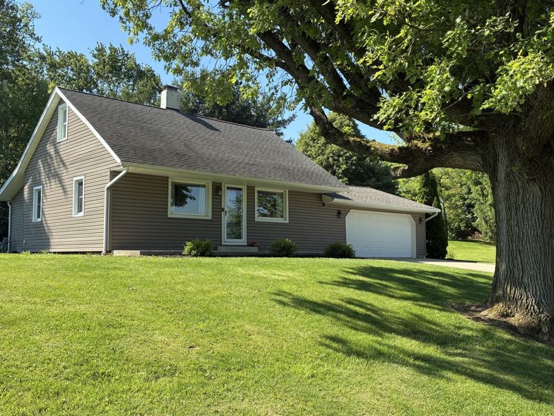 1190 Allison Court, Bellefontaine, OH 43311 Photo 1