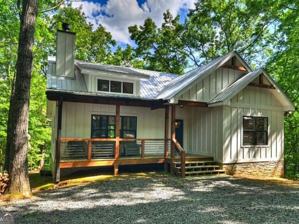 285 Pine Terrace Circle, Unit 101, Blue Ridge, GA 30513