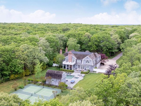 486 Middle Line Highway , Bridgehampton, NY 11932