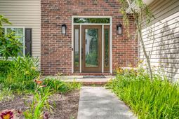 142 Adthan Circle photo 4