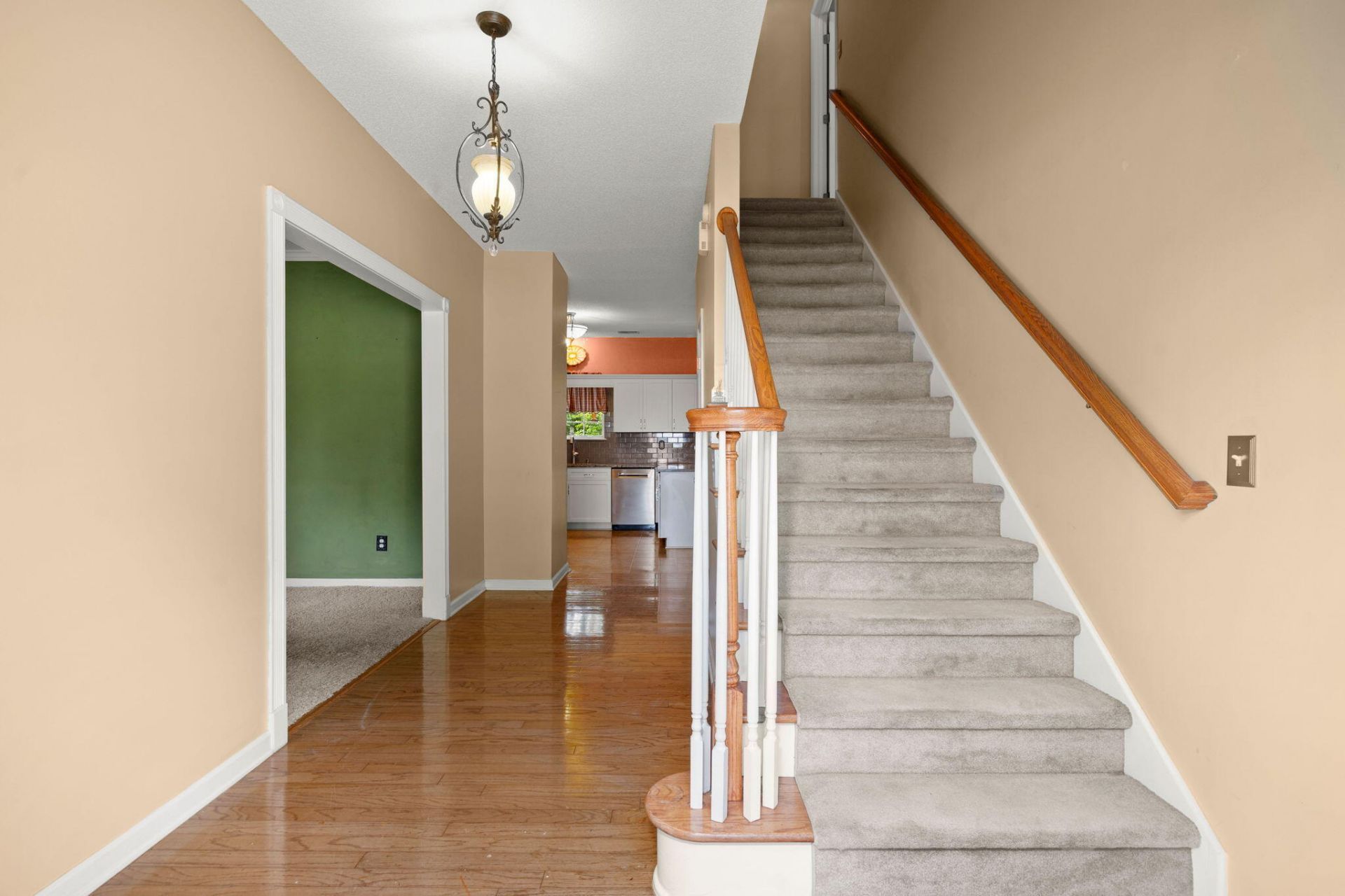 142 Adthan Circle Photo 5