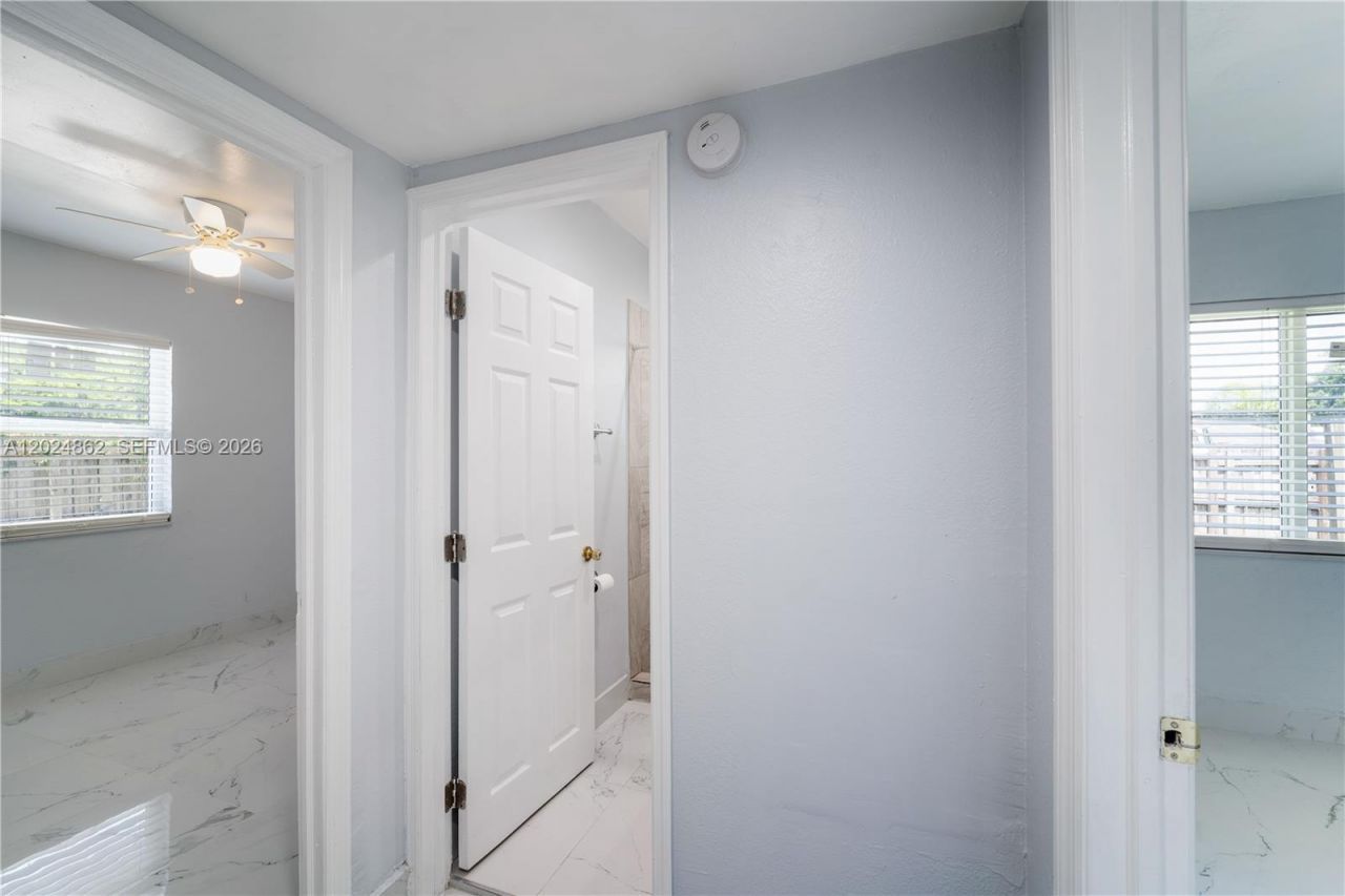 22300 SW 117th Ave, Unit 4, Miami, FL 33170 Photo