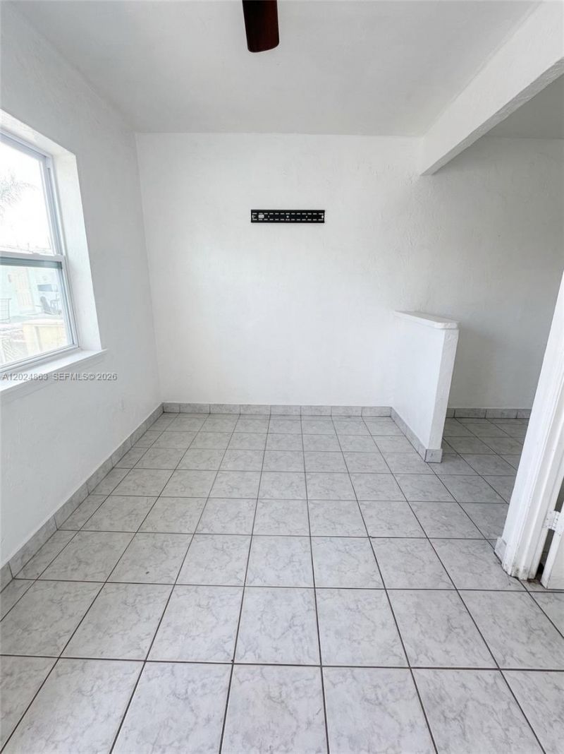 625 W Avenue A , Belle Glade, FL 33430 Photo