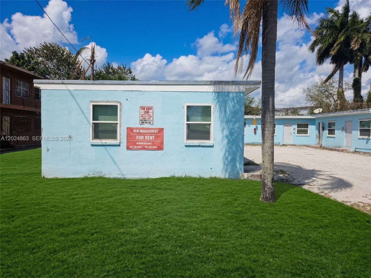 625 W Avenue A , Belle Glade, FL 33430 Photo
