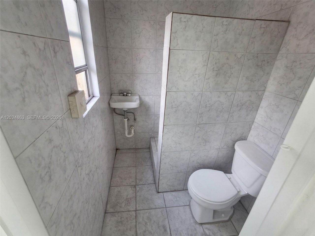 625 W Avenue A , Belle Glade, FL 33430 Photo