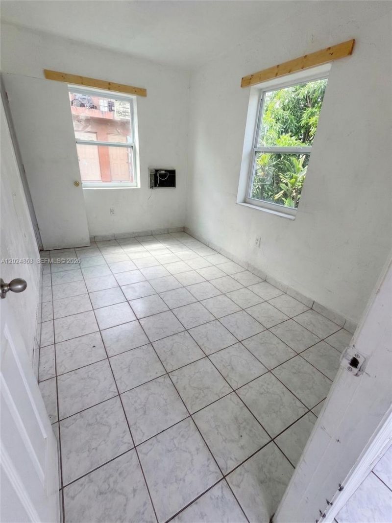 625 W Avenue A , Belle Glade, FL 33430 Photo