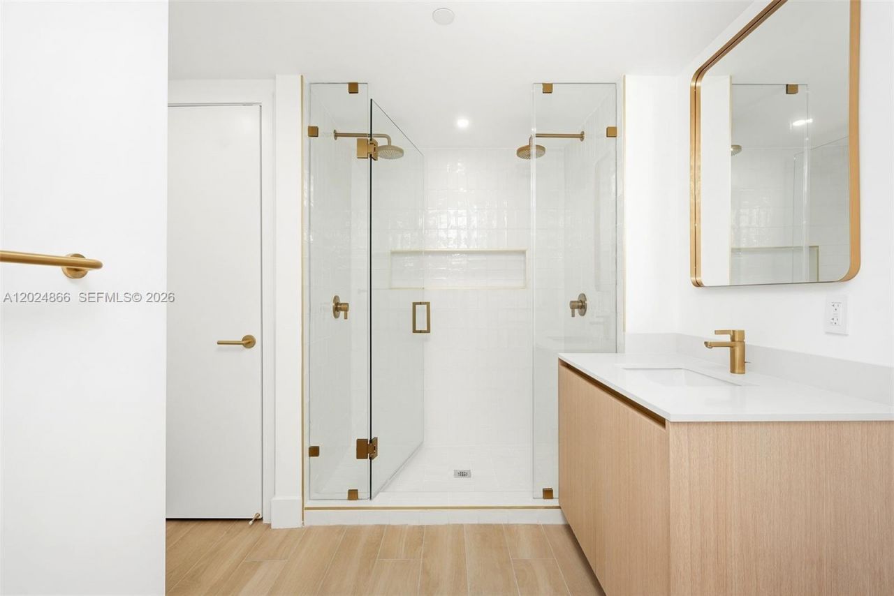 90 NE 32, Unit 412, Miami, FL 33137 Photo
