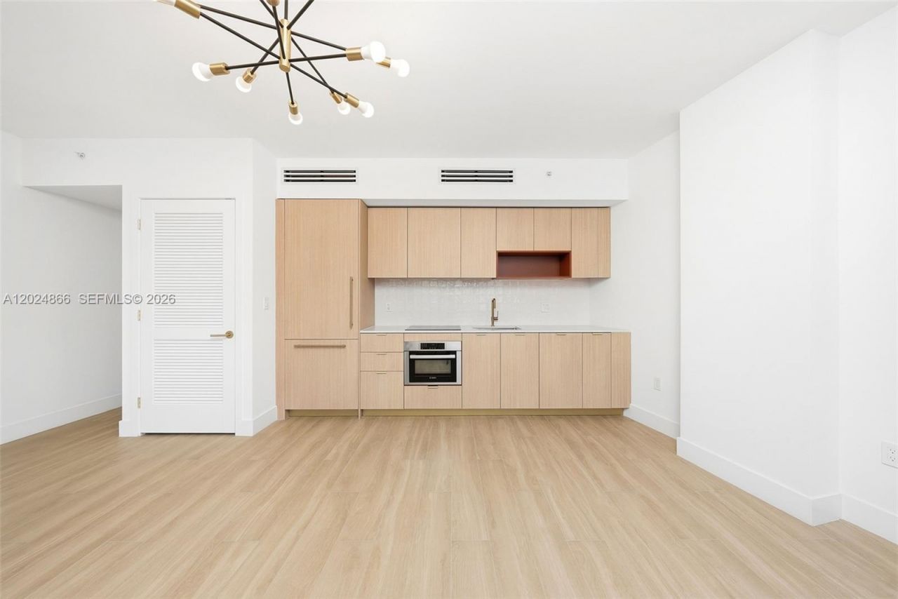 90 NE 32, Unit 412, Miami, FL 33137 Photo