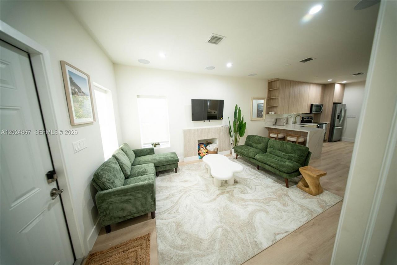 247 NW 58th St, Miami, FL 33127 Photo