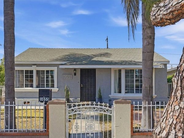 1055 W Pine, Santa Ana, CA 92703