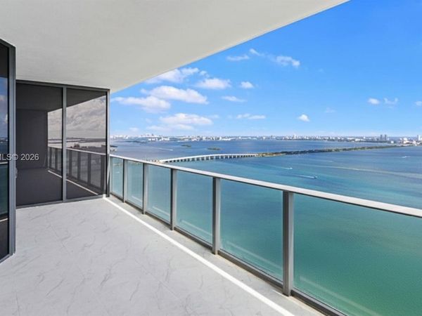700 NE 24th St , Unit 4206, Miami, FL 33137