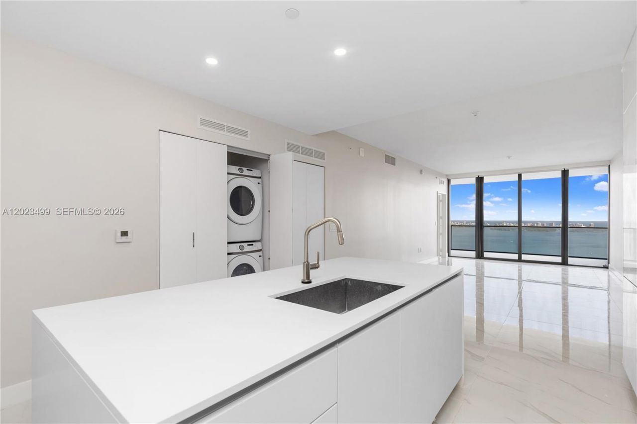 700 NE 24th St , Unit 4206, Miami, FL 33137 Photo