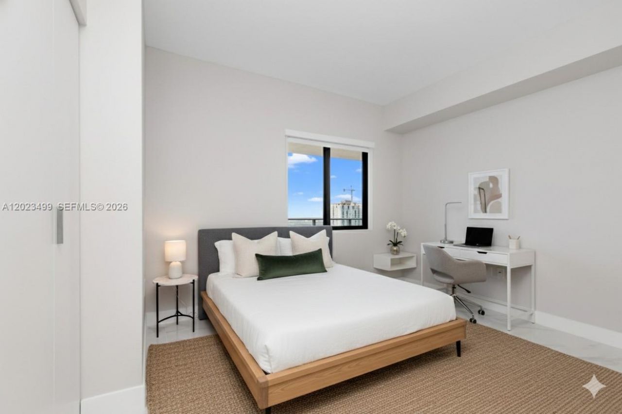 700 NE 24th St , Unit 4206, Miami, FL 33137 Photo
