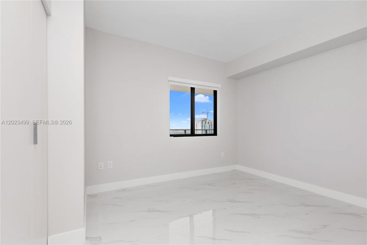 700 NE 24th St , Unit 4206, Miami, FL 33137 Photo