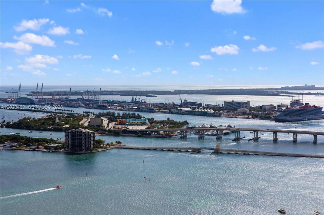 700 NE 24th St , Unit 4206, Miami, FL 33137 Photo
