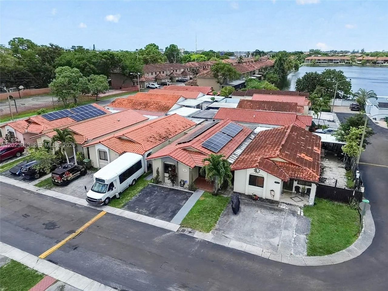 2462 W 65th St , Hialeah, FL 33016 Photo