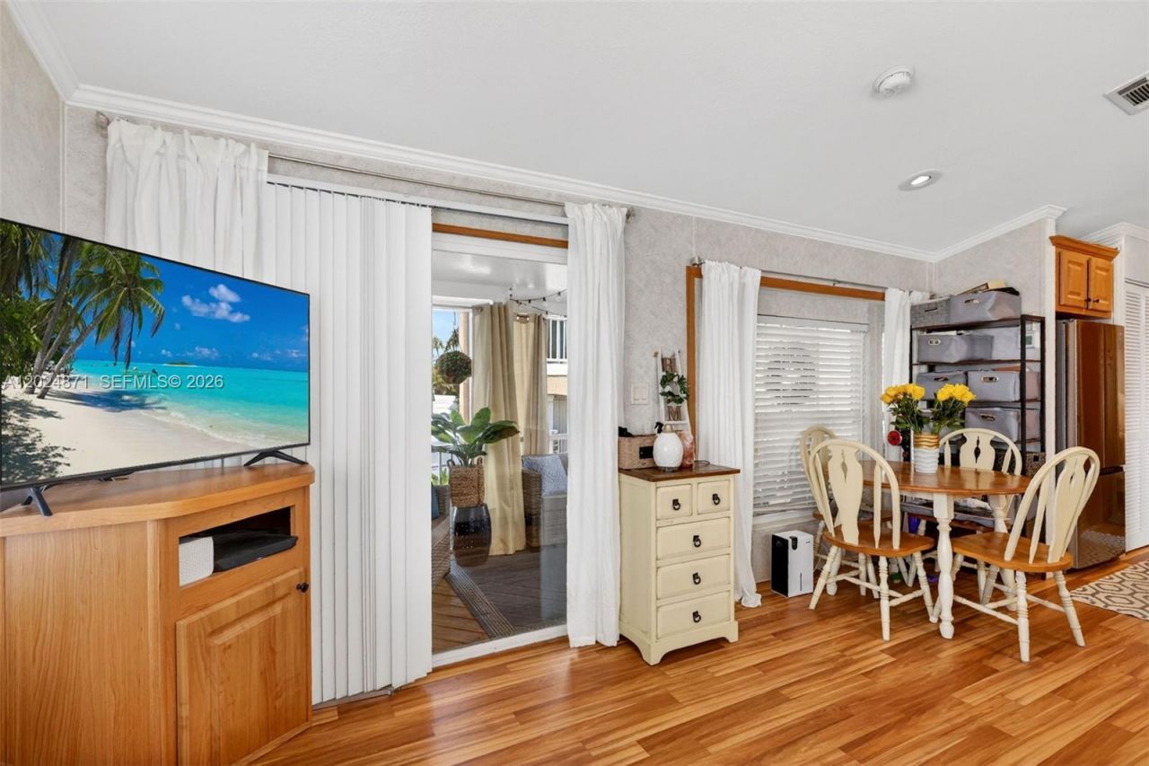 10725 S Ocean Drive Unit 311, Jensen Beach, FL 34957 Photo