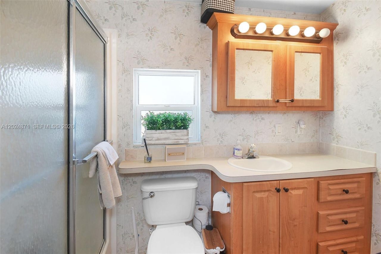 10725 S Ocean Drive Unit 311, Jensen Beach, FL 34957 Photo