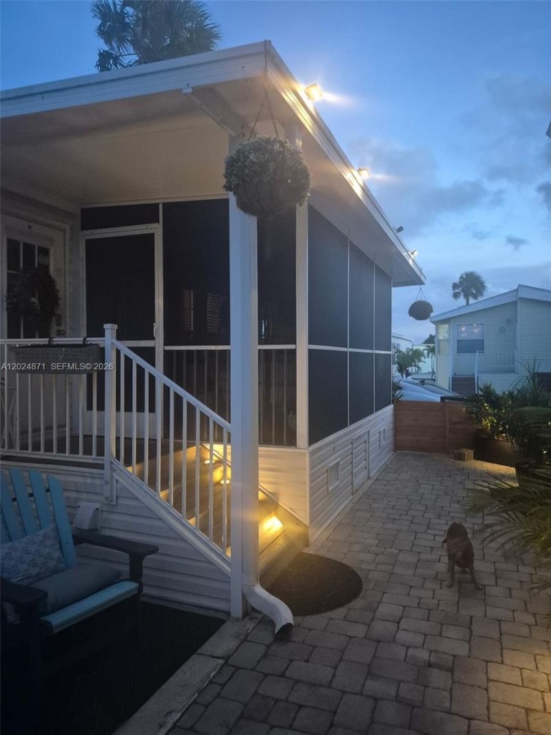 10725 S Ocean Drive Unit 311, Jensen Beach, FL 34957 Photo